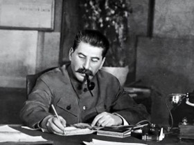 关于斯大林的读书笔记与再反思（十三）斯大林是如何成为最高领袖的